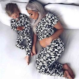 Spring Family Matching Moeder Dochter Zoon Baby Kid Kleding Dames Panda Print Pyjama's Nachtkleding Nachtkleding Pyjama Suits 210724