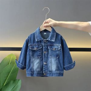 Spring Kids Boys Jeans Jacket Fashion Fashion Solid Denim Coats Corée de style coréen Vêtements Automne Baby Girls Vêtements extérieurs 2-13Y 240522