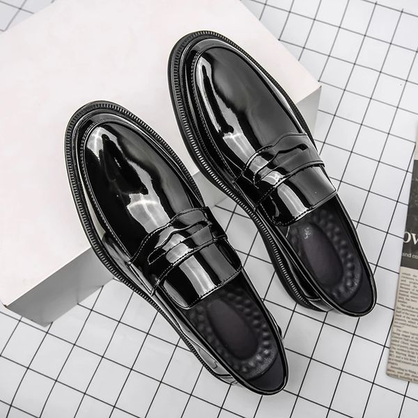 Printemps mocassins affaires en cuir chaussures hommes mode tenue décontractée classique formel Oxford pour hommes Elegantes hommes 240202