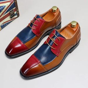 Spring Men Automne Chaussures respirantes Fashion décontractée Lace Up Mety Colors Locs British Designer Wedding Business