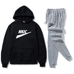 Spring Men Tracksuit Streetwear Casual heren set hoodies sportkleding heren twee stukken set jas pants sport suit merk logo print