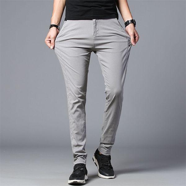 Primavera nuevos hombres casuales pantalones de algodón pantalones rectos delgados diseño de negocios de moda sólido gris negro pantalones hombres más el tamaño 38 201109