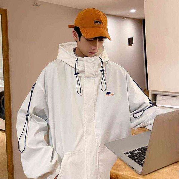 Printemps nouvelle veste hommes coréen mode design sens cordon lâche manteau ins marque de mode ruffian beau stormsuit hommes vente T220816