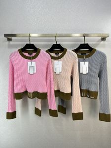 Printemps nouvelle Technique de tricot Unique avec bord enveloppé pull à col rabattu