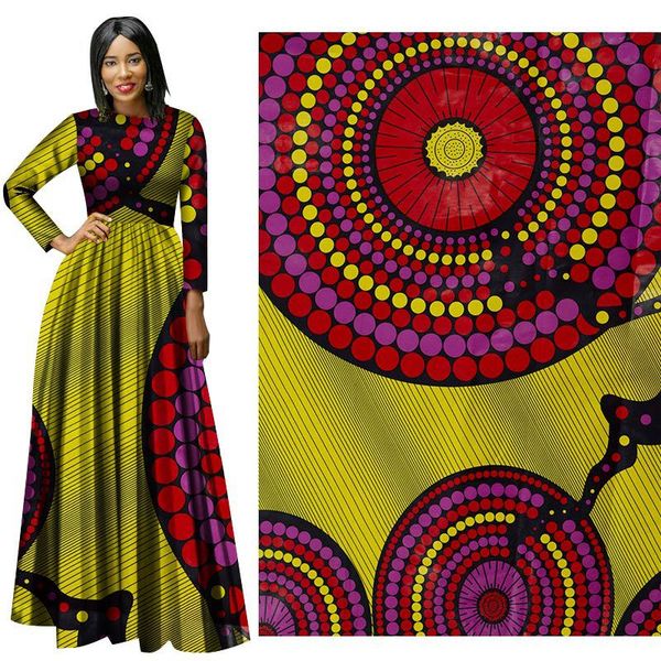 Printemps nouveau batik uni tissu imprimé géométrique tissu polyester tissu de vêtements nationaux offre spéciale tissu africain en gros