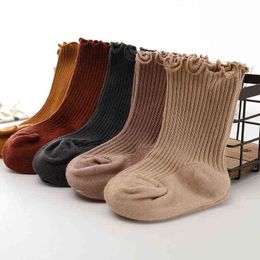 Veer nieuwe vaste kleur kinderen sokken losse mondvorm baby sokken meisjes katoen gestreepte vaste kleur midtube sokken J220621