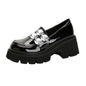 Lente nieuwe zoete coole middenhak sandalen bovenmode ronde diamant lichtgewicht Lefu kleine leren schoenen ontwerper glanzende comfortabele grote damesschoenen