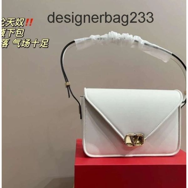 Estilo de primavera Lujo Valantiino Diseñador Hombro Straddle Pequeño Bolso de moda H Uno Bolsas Oblique Fragante Mujer Baguette Negocio Luz temprana 4TSX