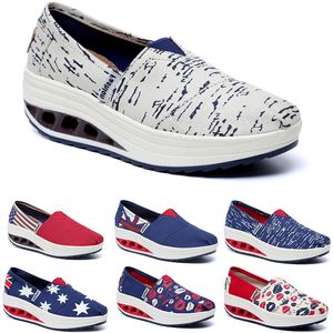 Printemps été frontière Tourisme de plein air Printemps en plein air Chaussures pour femmes Étudiant GAI Chaussures en toile Chaussures en tissu Chaussures paresseuses Minimaliste polyvalent Shake Shoes 36-40 110