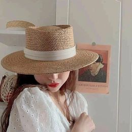 Printemps d'été Houstable de paille pour les femmes Fashion Fedora Casual Fedora Houstoor Concave Top Travel Panama Beach Sun 240511