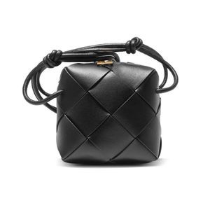 Printemps / été parfumée Vent-vent Lingge Cuir Crossbody Sac automne / hiver