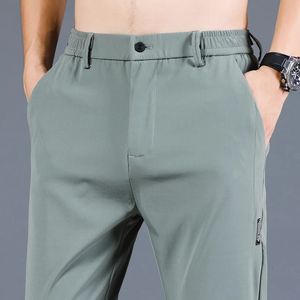 Pantalones casuales para hombres primavera de verano pantalones delgados del delgado