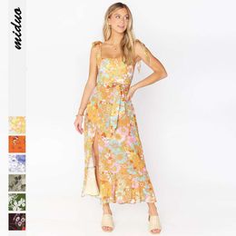 Primavera/verano NUEVA Moda Moda Correas para mujeres Cortas, abertura de sujetador, vestido de flores roto y estilo elegante con cinturón F51450