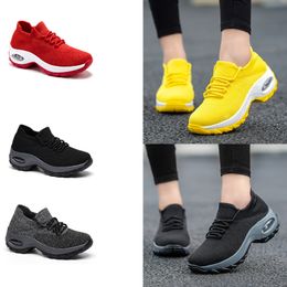 Printemps été nouvelles chaussures pour femmes surdimensionnées nouvelles chaussures de sport femmes volantes tissées GAI chaussettes chaussures à bascule chaussures décontractées 35-41 187