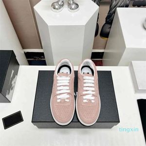 Printemps/été nouvelle étiquette en cuir perforé chaussures de Table polyvalentes décontractées chaussures décontractées