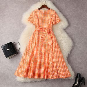 Lente zomer korte mouw ronde nek jurk oranje retro polka dot riegt midden-kalf elegante casual jurken 22m043003