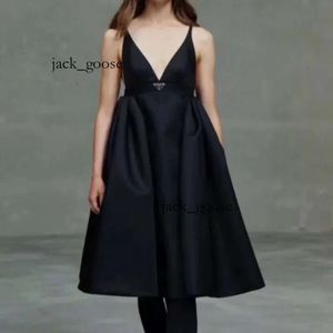 Lente zomer vrouwen kleden hoogwaardige mode mode korte mouw rok 8 verschillende modellen re nylon materiaal siamese jurken 380