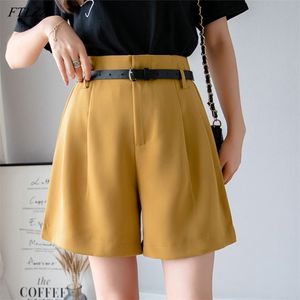 Lente zomer vrouwen hoge taille effen kleur losse shorts met riem casual vrouwelijke wijd been streetwear 210430