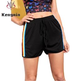 Printemps Été Femmes Shorts Style Européen Casual Patchwork Couleur Dames Court Cordon Femme Pantalon De Jogging Noir KN105 220629