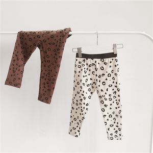 Printemps enfant en bas âge fille léopard pantalon serré taille haute bébé petite mode enfants bas droit 210619