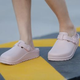 Spring Unisexe Nursing Slippers Chaussures Sandal Eva Women Garden Platform Plateforme Clogs 240407