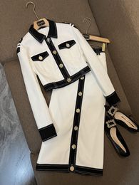 Printemps blanc contraste couleur deux pièces robe ensembles à manches longues revers cou Denim simple boutonnage manteau avec boutons mi-mollet jupe ensemble deux pièces costumes O3N022335