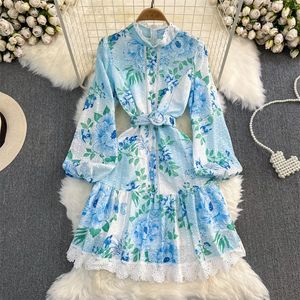 Spring Women Hollow Out estampado floral Soporte de vestir corta Decoración Botón de manga larga Vestidos Vestidos azules verdes 2024