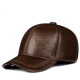 SpringWinter Man Lederen Baseball Caps Mannelijke Casual Koeienhuid Riem Oor Warm 5660 Verstelbare Sprot Vlucht Hoeden 231228