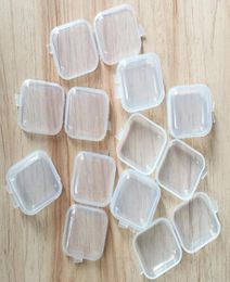 Caja cuadrada vacía de mini contenedores de almacenamiento de plástico transparente con tapas Caja pequeña Caja de almacenamiento de tapones para los oídos de joyería HHA15947045173