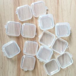 Cuadrado Vacío Mini Contenedores de almacenamiento de plástico transparente Caja con tapas Caja pequeña Joyas Tapones para los oídos Caja de almacenamiento SN651 LL