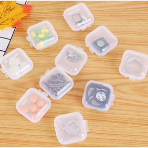 Carré vide Mini conteneurs de stockage en plastique transparent boîte avec couvercles petite boîte bijoux bouchons d'oreilles boîte de rangement en gros