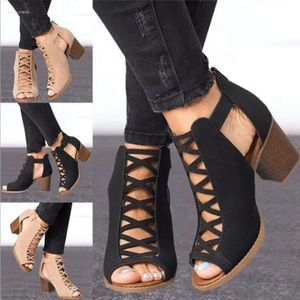 Square Peep Sandalen Heel 2024 Vrouwen Toe Hollow Out D chunky gladiator met riem Black Spring Summer Shoes 549 D 4F3E