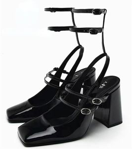 Vierkante teen dames Mary Jane High Heel Pumps dikke hiel zomer dames sandalen zwarte comfortabele modeontwerper hoge hak sandalen 240428