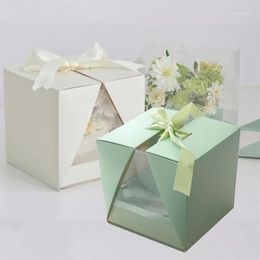 Boîte en papier portable pliante en PVC transparent avec fenêtre carrée en V avec ruban surprise boîte à fleurs rose arrangement de bouquet gif1204z européen