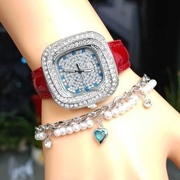 Pulsera de reloj cuadrado Juego de mujeres de moda y modernas con cuarzo del cinturón de diamantes