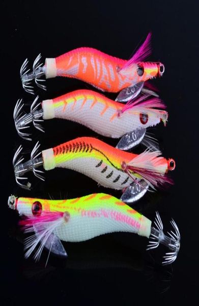 SQUIDS JIGS CRANKBAIT SULICE LURE LURE ARRIFICIELLE BAIT CHIRME 8CM 7 5G 4COLORS 2 5 Crochets de pêche Luminous Plastic Baits Prawn Lure8215216