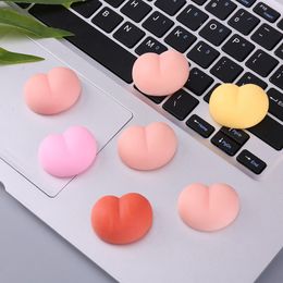 Squishy Toy Cute Peach Mochi Games Squeeze Antistress Toys voor kinderen Volwassenen Kawaii Slow Rising Stress Relief Phone Case Accessoire 1235