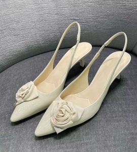 SS23 Fleur Sandales Chaussures Bout Pointu Mi Talon Sculpté Noir Nu Noir Slingback Mariage, Fête, Robe, Soirée Designers De Luxe Usine De Chaussures