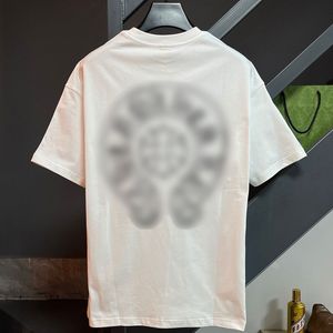 SS24 Show Designer Summer Mens Horseshoe Logo Sanskrit Cross Print Cotton T-Shirt Vacances Hommes Party T Shirt Sports T-Shirts Hearts Tee