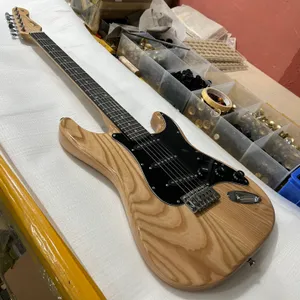 St Electric Guitar Rosewood Fretboard Body Body Body Burlywood Color 6 Strings Guitarra Free Ship Derecha