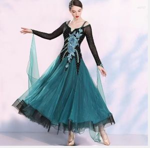 Desgaste de la etapa 1 unids / lote mujer de lujo Rhinestone bordado flor vestido de baile de salón Lady Waltz Patchwork