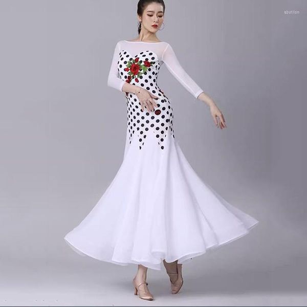 Vêtements de scène 2023 robe de danse Moden professionnelle femmes Costume de salle de bal Standard vêtements pratique longues jupes blanches grandes balançoires