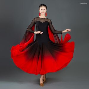 Stage Wear 2023 Red Senior Professional Modes Dance Dress Dames Standaard Ballroom Plus Size Kostuum kleding Practice Lange rok prom