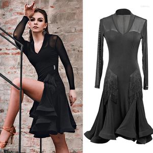 Wear 2024 Robe de danse latine pour femmes sexy noire frangée chacha rumba tango adulte compétition vêtements dn6406