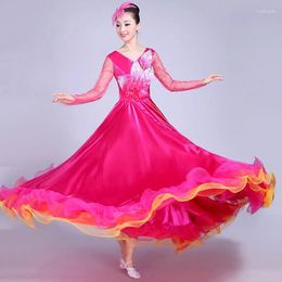 Portez une robe de flamenco vestido espagnol à 360 degrés à 360 degrés