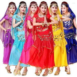 Stage Wear 4PCS Sexy Sequin Belly Dance Costumes Femmes Costume Performance Carnaval Vêtements