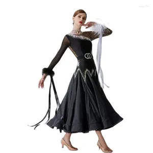 Stage Wear B-19447 Haut de gamme de haute qualité sexy femmes filles noir concours de danse lisse robe de bal personnalisée avec soie perlée
