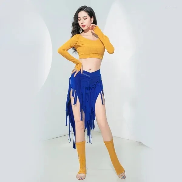 Costume de danse de ventre de ventre pour les femmes Hiver Manches longues et courte jupe à franges Traine des vêtements Girl Oriental Bellydance