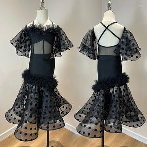 Stage Wear Black Off-épaule Tango Ballroom Dance Performance Costume pour filles Waltz Compétition Robe Polka Dots 2 pièces Robes VDB7496