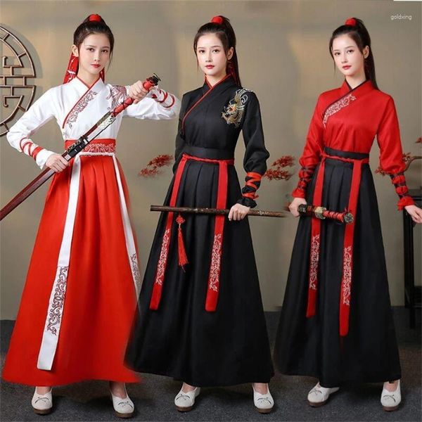 Escenario desgaste ropa china antiguo hanfu kimono negro blanco y rojo vestidos bordados artes marciales danza trajes de rol